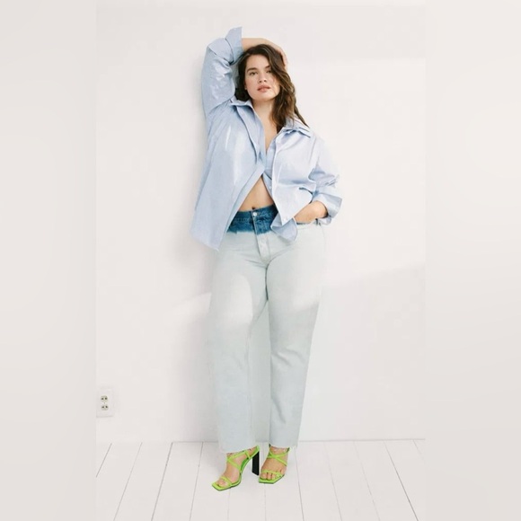 MNG|Mango Two-Tone Blue and White Women Jeans in relaxed straight leg•••Size 6 - Picture 3 of 16